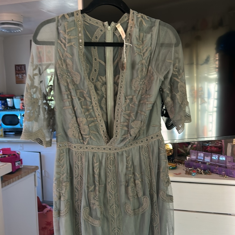 Wishlist Lacy Bohemian long dress with built in shorts. Sz L Excellent condition